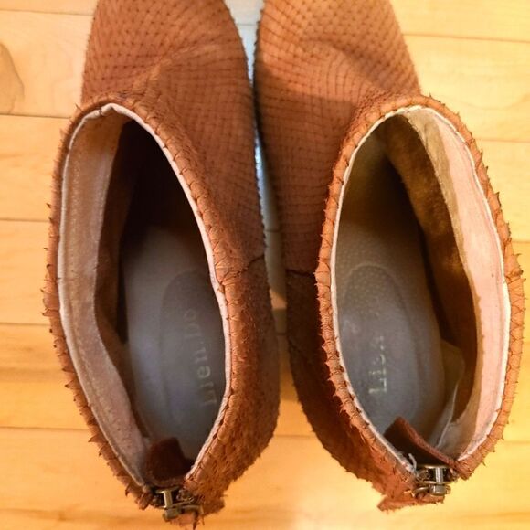 Liendo by Seychelles Coimbra Booties from Anthropologie - Picture 4 of 7